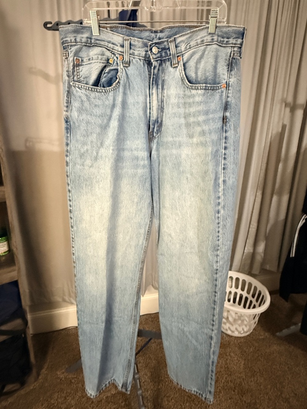 Levi's 565 Loose Straight Jeans - Picture 3 of 8